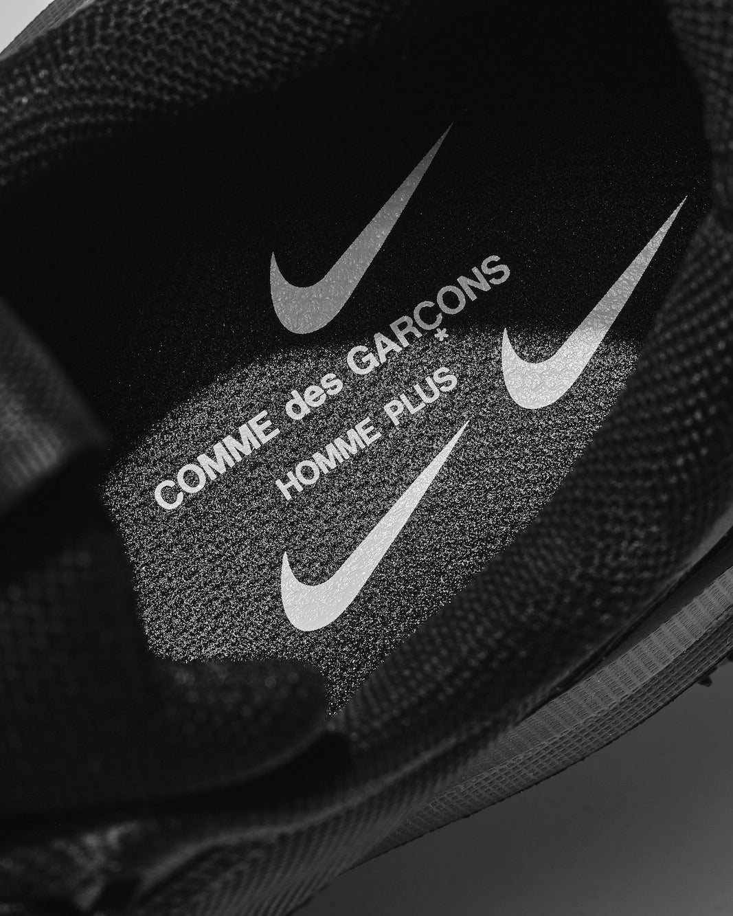 comme de garcon nike acg